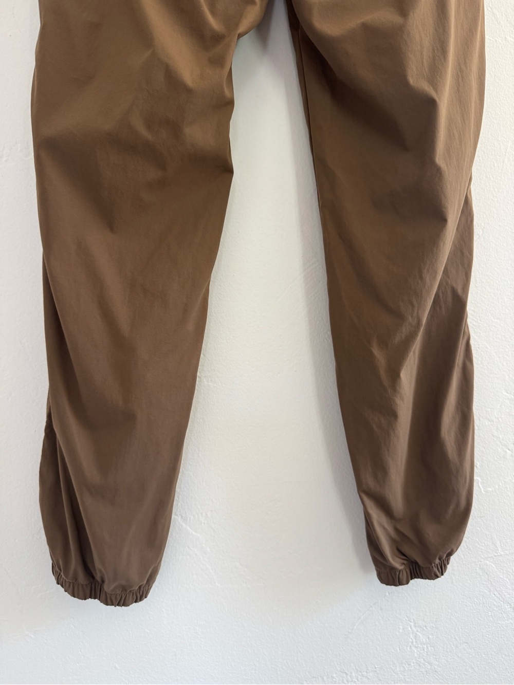 REI Trailmade Joggers Brown Water Repellant Outdoor Nylon Stretch Camping Hiking - Picture 8 of 11